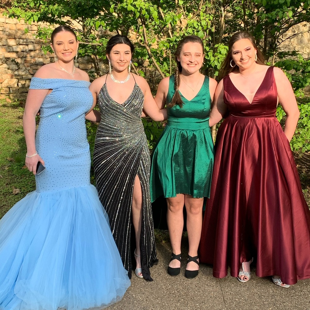 Prom Dress - Picture 4 of 4